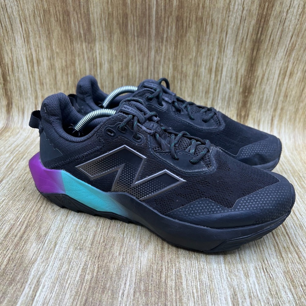 New Balance DynaSoft Nitrel V6 Women's Size 9 Black Trail Running Shoes WTNTRLT6